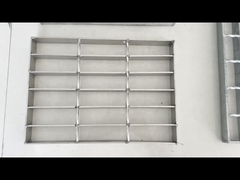 ISO9001 a crénelé l'OEM discordant galvanisé plat de drain d'allée en métal de passage couvert en acier