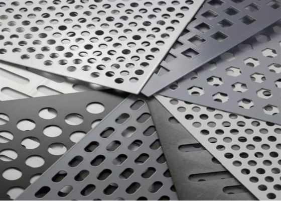 le trou de 3.5mm a perforé la décoration architecturale de Mesh Metal Sheet Oem For de fil