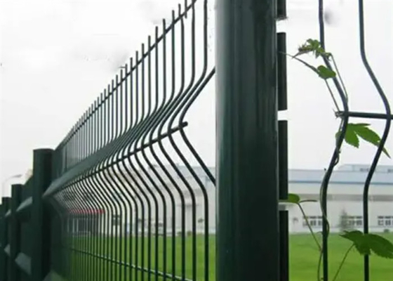 Clôture courbe 3D galvanisée à chaud pour le jardin ou le terrain de jeu de la maison scolaire