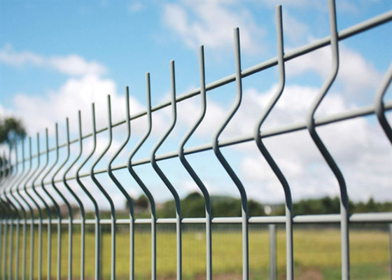 Rameau triangulaire à treillis en PVC revêtu de 50*200 mm pour OEM de l'aéroport