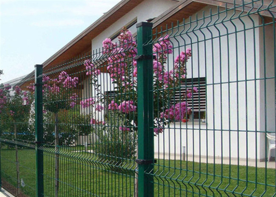 1230mm 3D a courbé la barrière Panel BRC Mesh Fencing For School de triangle antirouille