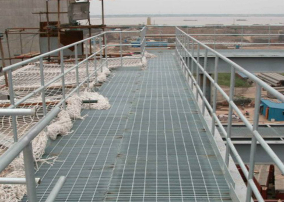 Réglage de la passerelle en acier inoxydable anti-dérapant