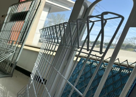 Panneau de clôture triangulaire en acier à faible teneur en carbone hauteurs personnalisées gardien de jardin d'école