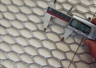 Barrière augmentée hexagonale de maille en métal, feuille en acier de maille de diamant pour la sécurité