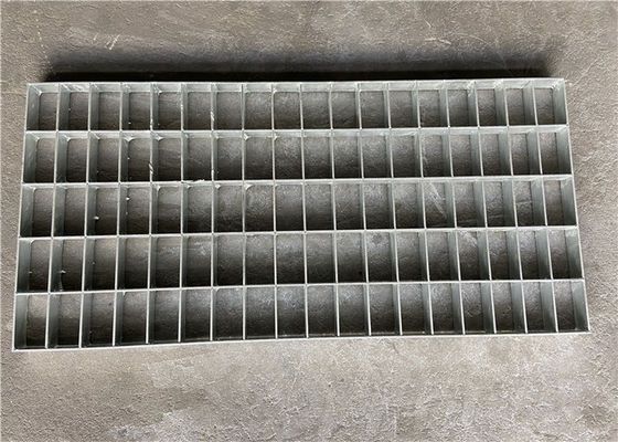Chaud Iso9001 plongé a galvanisé la grille en acier de passage couvert de 32*5mm