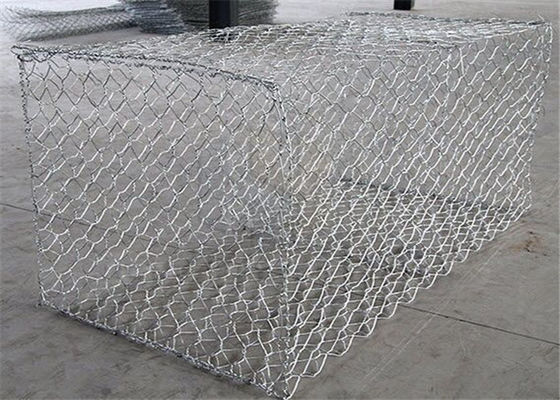 L'anti corrosion et le Gabion vieillissant enferment dans une boîte/cages soudés de pierre de Gabion