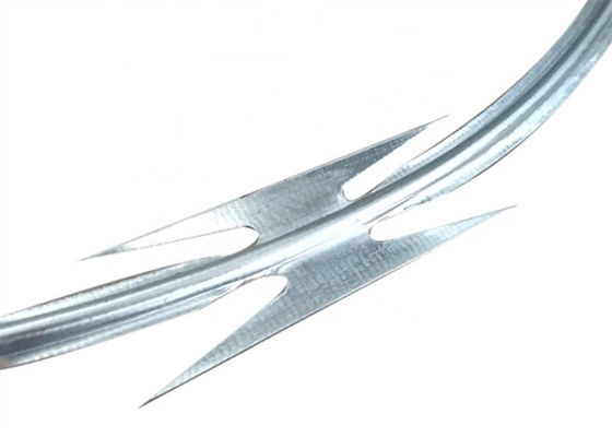 L'immersion Q195 chaude a galvanisé le diamètre de bobine du fil Cbt-65 900mm de rasoir de barbelé